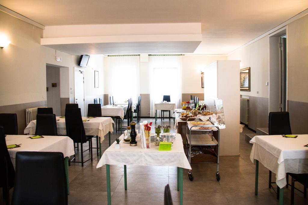 Hotel Arianna Iseo Buitenkant foto