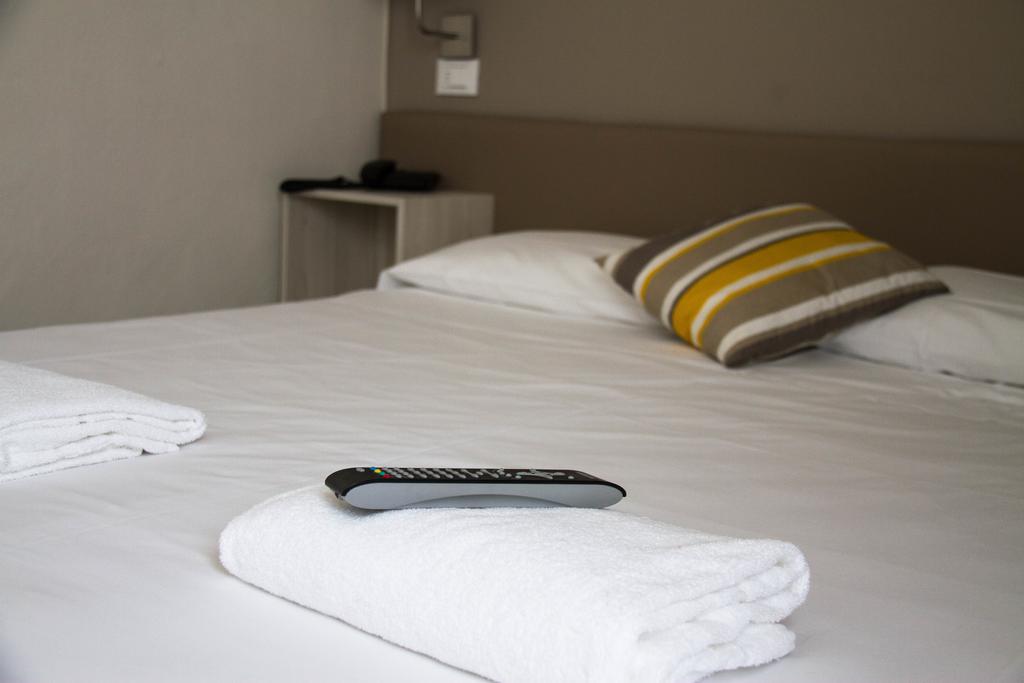Hotel Arianna Iseo Buitenkant foto