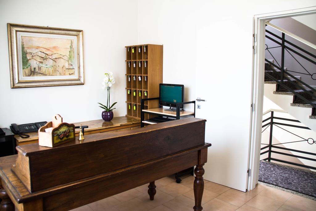 Hotel Arianna Iseo Buitenkant foto