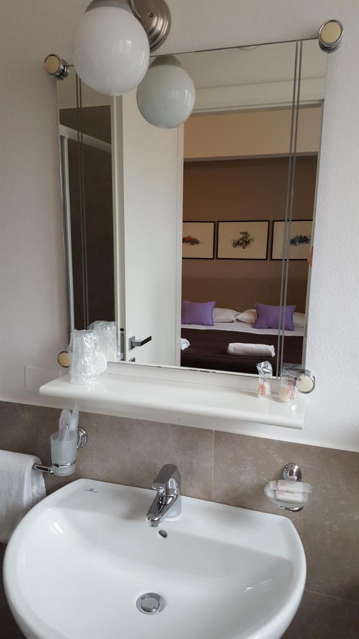 Hotel Arianna Iseo Buitenkant foto