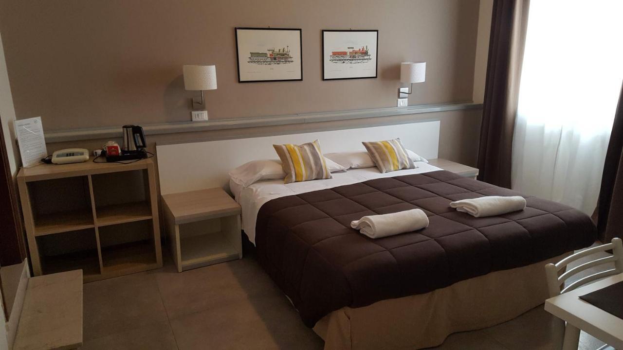 Hotel Arianna Iseo Buitenkant foto